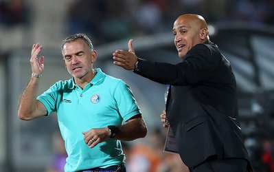 اتفاق عجیب شب بازی با العین؛دارویی که میک‌ به استقلالی‌ها داد!