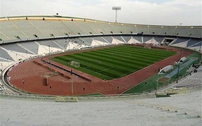 چرا طبقه دوم ورزشگاه آزادی صندلی‌گذاری نمی‌شود؟