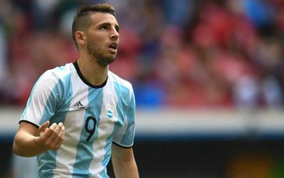 خوشحالیِ کالری از نهایی شدن قراردادش با وستهام 