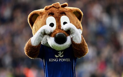 عکس روز | فیلبرت، نماد لستر هم به شکست من‌یونایتد واکنش نشاد داد!