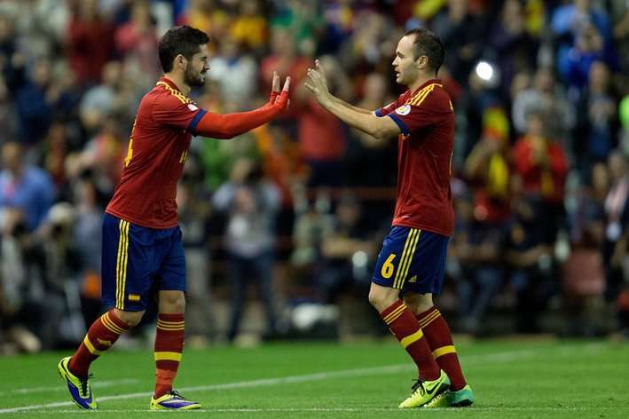 Isco & Iniesta.jpg