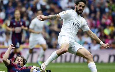 شایعه روز | برنامه ریزی تاتنهام برای جذب ایسکو