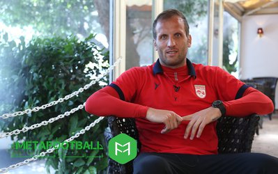 محسن بنگر در گفت‌وگو با «متافوتبال»: اصلا از پرسپولیس خبری ندارم و اخبارش را هم رصد نمی‌کنم / هواداری پرسپولیس هیچوقت راضی نمی‌شوند / پارسال اگر ۲،۳ بازیکن باتجربه داشتیم قهرمان می‌شدیم 