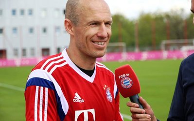 ستاره هلندی بایرن بازگشت / روبن در ترکیب بایرن در دیدار با دورتموند