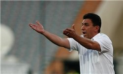 لیگ برتر | حاشیه استقلال - گسترش / قلعه‌نویی به حیدری: حواست کجاست؟!