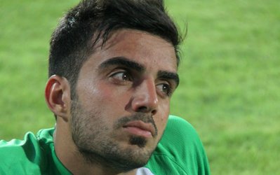 سه بازیکن جدید تراکتورسازی با حقوق ماهیانه 150هزار تومان! / عشوری، حمودی و خلیل زاده با تراکتور ثبت کردند