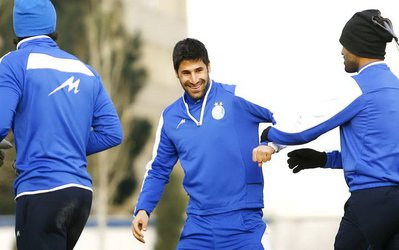 بیک‌زاده: مجبور شدم به اتهامات جواب دهم