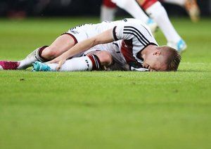 ماركو رویس|مصدومیت مارکو رویس در جریان دیدار با ارمنستان.