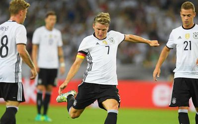 باشگاه اف سی دالاس آمریکا به دنبال شواینشتایگر