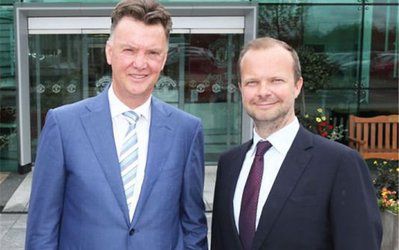 باشگاه منچستریونایتد دست فن‌خال را در نقل‌وانتقالات باز گذاشت