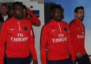 بازیکنان در رختکن|پاریس سن ژرمن 6 - 1 ليل / لوشامپیونه