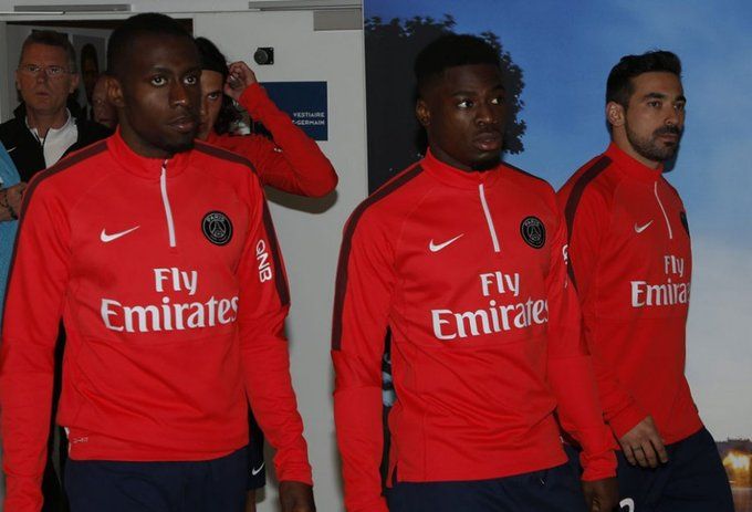 بازیکنان در رختکن