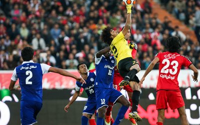 قائم مقام استقلال خوزستان: بازیکنان استقلال‎ خوزستان فریب خورده‌اند!