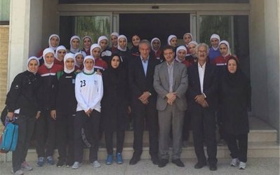 دیدار کفاشیان و اسدی با ملیپوشان فوتسال بانوان ایران