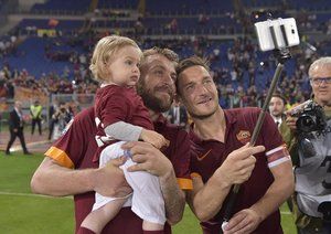 دانیله د روسی - توتی