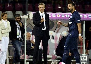 ازکویل لاوْتزی|پاریس سن ژرمن 5-0 سنت اتين / لوشامپیونه