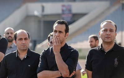 کریمی: هرچه سریعتر حق و حقوق نوروزی را به خانواده‌اش بدهند