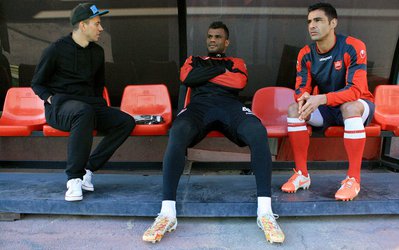 مدیر برنامه‌های نیلسون: او را در لیست مازاد گذاشته‌اند اما نامه اخراج را نمی‌دهند