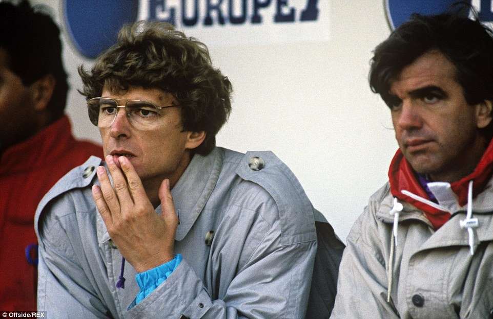 26BAD35F00000578-2998614-This_was_Wenger_in_his_first_match_in_European_competition_as_Mo-m-69_1426592061762.jpg