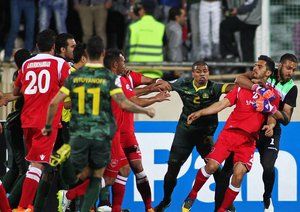 درگیری بازیکنان دو تیم|پرسپولیس تهران 1 - 0 النصر ( ریاض ) / لیگ قهرمانان باشگاه های آسیا
