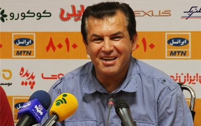 استیلی: یک درصد به مربیگری پرسپولیس فکر نمی‌کنم/ برادر سیاسی به راه‌آهن کمک می‌کند