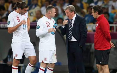 روی هاجسون: اعتیاد روحی هواداران انگلیسی به وین رونی ناراحت کننده است