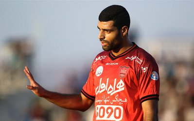 اتفاق روز | جنجال در پرسپولیس قبل از دیدار حساس؛ طارمی با طاهری درگیر شد