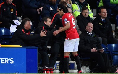 فان‌خال: با حضور فالکائو در تیم زیر بیست و یک سال قصد تحقیر او را ندارم