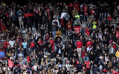 جام حذفی | حاشیه گل‌گهر - پرسپولیس / از بازار سیاه بلیت تا حضور پررنگ هواداران گل‌گهر