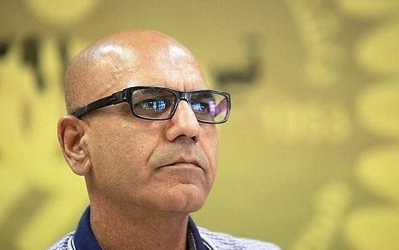 مرزبان: اگر عنایتی بخواهد برود، به نظرش احترام می‌گذارم