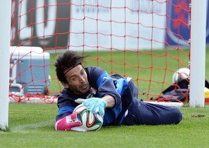 جیانلوئیجی بوفون|تمرین تیم ملی ایتالیا