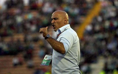 نگاه روز | دلیل عصبانیت این روزهای سرمربی استقلال چیست؟/ چاله انگلیسی