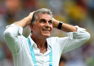 کارلوس کيروش|عکس العمل سرمربی تیم کشورمان ، کارلوس کيروش  در بازی مقابل  بوسنی.