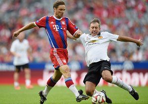 برایان رابسون - هاراد سرنی|ستاره های بایرن مونیخ 3-3 ستاره های منچستر یونایتد / دیدار دوستانه