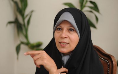 انتقاد فائزه هاشمی رفسنجانی از رئيس فدراسيون واليبال: او ضد زن است!