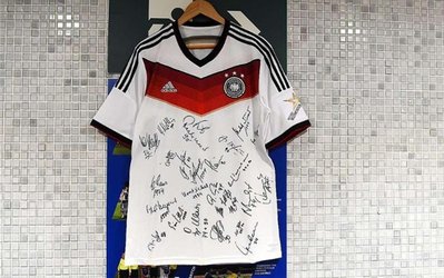 ترفند یواخیم لو قبل از رویارویی با فرانسه + تصویر