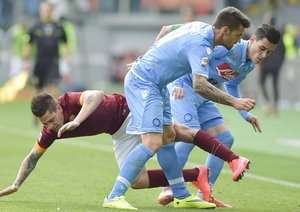 تقابل دو بازیکن