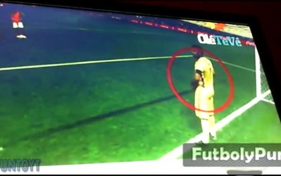 شگرد دروازهبان آرژانتین برای مهار پنالتیها فاش شد / تقلب آشکار!