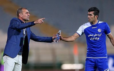 ویسی در گفت‌‌وگو با متافوتبال: داوران ما را اذیت می‌کنند / شک نکنید رتبه ما تا پیش از نیم فصل یک رقمی می‌شود