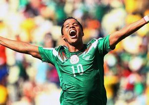 جیوانی دوس سانتوس|جشن مهاجم مکزیک ، جیوانی دوس سانتوس بعد از باز کردن دروازه تیم ملی هلند.