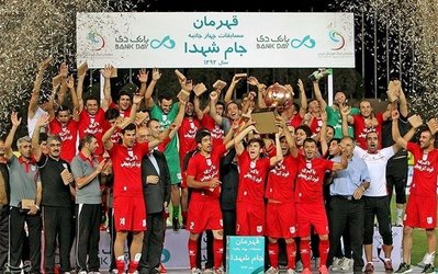 تراکتورسازی مشکل کمبود بازیکن ندارد