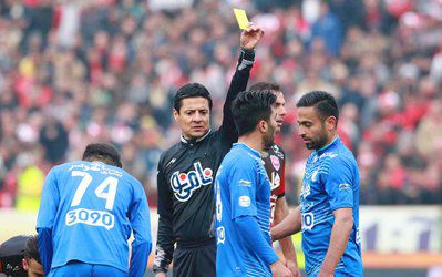 حرکات غیر حرفه‌ای فغانی در دربی