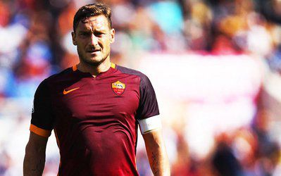 گزارش ویژه | اسطوره‌هایی که فوتبال را رها نمی‌کنند / به بهانه اعلام فرانچسکو توتی برای خداحافظی نکردن در ۴۰ سالگی 