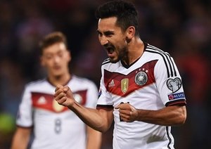 اُموت گوندوگان|اسکاتلند 2 - 3 آلمان / مقدماتی یورو 2016