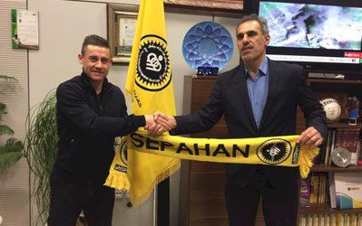 داستان عجیب تعویض وکیل بین‌الملل در استقلال