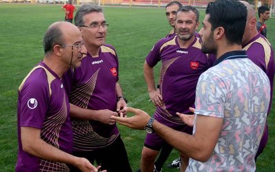 مهاجم پرسپوليس در آستانه جدایی / طارمی در انتظار ویزای قطر