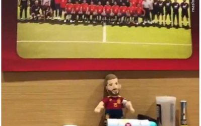 عکس/ تزئینات جالب اتاق کاپیتان رقیب ایران