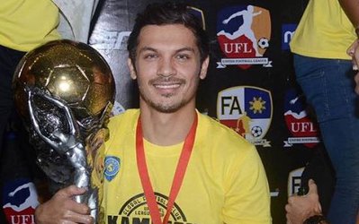 گزارش ویژه | نقش ۲ ایرانی در تعیین قهرمان لیگ فوتبال فیلیپین / بهادران جام را به پدرش تقدیم کرد