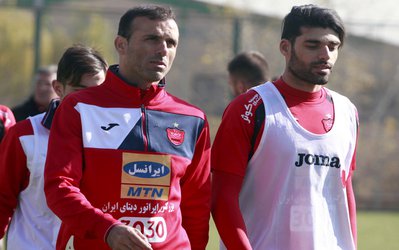 چرا باید به طارمی حق داد؟