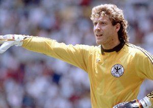 جام جهانی 1986|نیمه نهایی جام جهانی 1986، گوادالاراجا، مکزیک، 25 ژوئن 1986، آلمان غربی 2 – فرانسه 0، دروازه بان آلمان غربی، هرالد شوماخر.